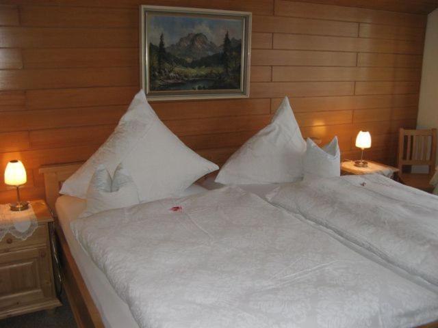 Haus Moser Altotting Luaran gambar